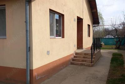 Casă cu Teren 1004 Mp în Central - 2