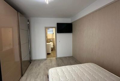 Apartament cu 3 camere semidecomandat în Central - 13