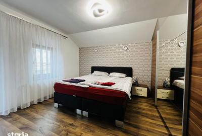 Casă cu 5 camere cu Teren 860 Mp în Sânmihaiu Român - 8