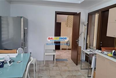 Vila foarte frumoasa langa  PALATUL si LACUL MOGOSOAIA - 12