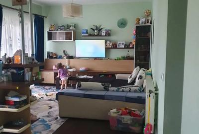 Vand apartament 2 camere in Sanpetru - 1