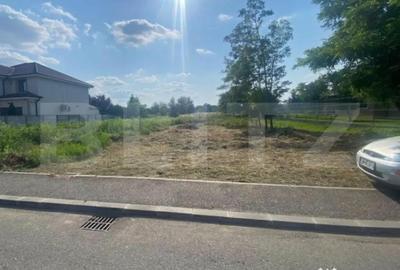 Teren de 2008 mp, în Carpați 2 - 2