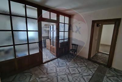 Apartament cu 3 camere str. Alexandru Vlahuta - 4