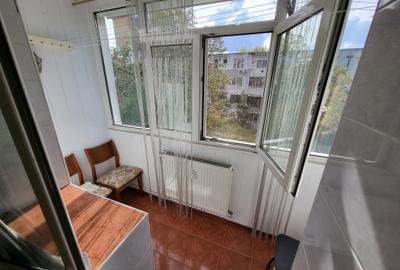 3 camere Micro 19 pret 350 euro - 2