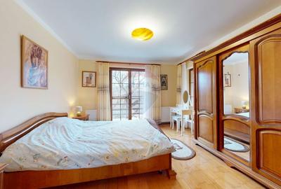 Casă cu 6 camere cu Teren 10331 Mp în Sohodol - 16