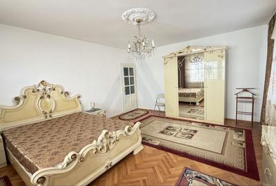 Apartament cu 3 camere decomandat, mobilat în Ștrand