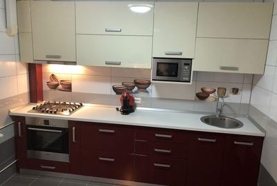 Apartament cu 2 camere decomandat în 13 Septembrie - 8