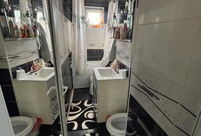 Apartament cu 3 camere semidecomandat în Micro 11 - 9