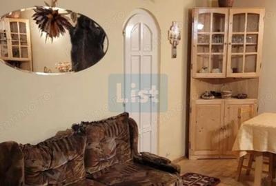 Casă cu Teren 2000 Mp în Răstolița - 1