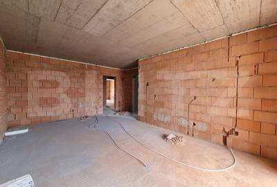 Apartament 2 camere cu terasa, etaj intermediar, zona BMW - 3