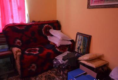 Casă cu 4 camere cu Teren 430 Mp în Podul Lung - 1