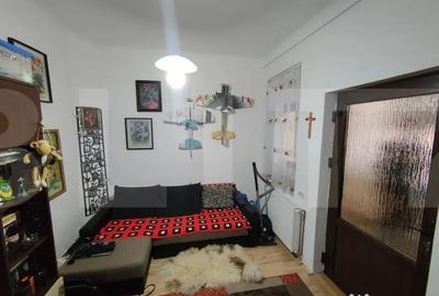 Apartament cu 3 camere decomandat în UTA - 11