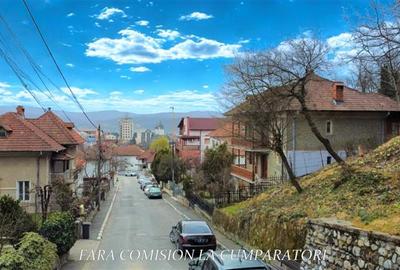 Apartament cu 4 camere decomandat, mobilat în Central - 27