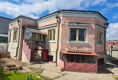 Casă cu Teren 349 Mp în Rahova - 3