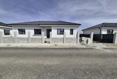 Casă cu 3 camere în Central - 6