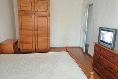 Apartament cu 2 camere decomandat în Micro 8 - 2