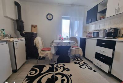 Casă cu 3 camere cu Teren 334 Mp în Central