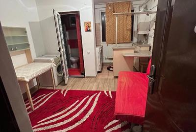 Garsonieră nedecomandată în Apărătorii Patriei
