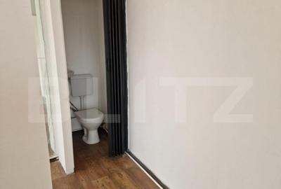 Doua spa?ii comerciale de vanzare, 55 mp, zona Rogerius - 1