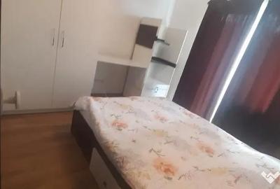 Apartament cu 3 camere semidecomandat în Central - 4