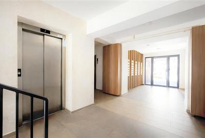 Apartament cu 2 camere decomandat, mobilat în Tractorul - 12