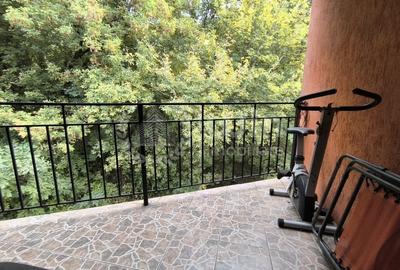 Apartament cu 3 camere semidecomandat, mobilat în Plopilor - 9