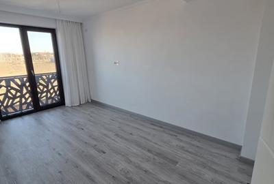Casă cu 5 camere cu Teren 210 Mp în Odăi - 14