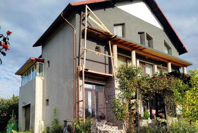 Casă cu 8 camere cu Teren 740 Mp în Mioveni - 4