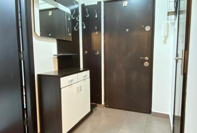 Proprietar- Garsoniera Bisericii Romane / Colina Universitatii - 6