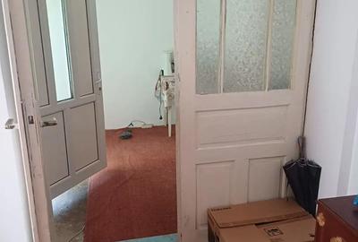 Casă cu 6 camere cu Teren 840 Mp în Uda-Paciurea