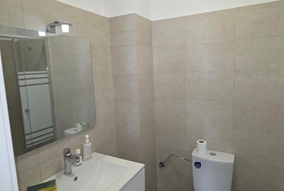 Spațiu comercial, de 43 mp, în Central - 6