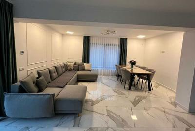 Casă cu 4 camere în Sântandrei