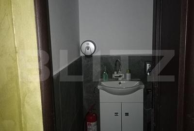 Spațiu comercial, de 55 mp, în Aleea Carpați - 8