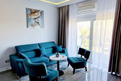 Studio 1 camera White Tower Mamaia - 1