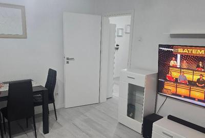 Apartament cu 3 camere decomandat în Ultracentral