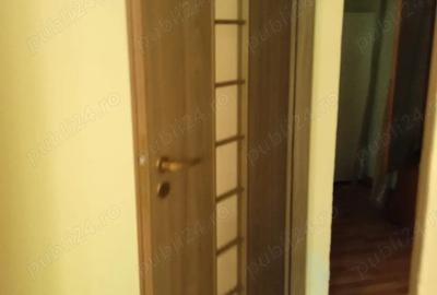 Apartament cu 3 camere decomandat în Soarelui - 6