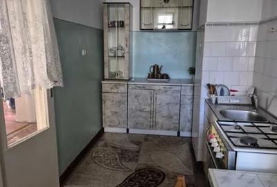 Apartament Cu 3 Camere Decomandate Zona Marasesti - 2