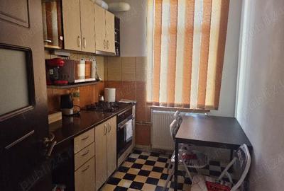 Apartament cu 3 camere decomandat în Sud - 4