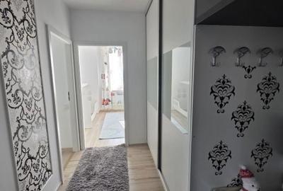 Apartament cu 3 camere decomandat în Florești - 8