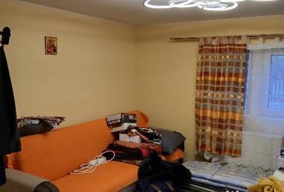 Casă cu 4 camere cu Teren 836 Mp în Ghighiu - 3