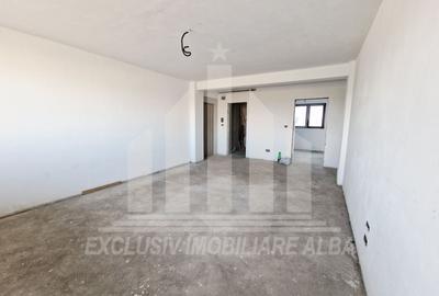 Apartament cu 3 camere decomandat în Cetate - 2