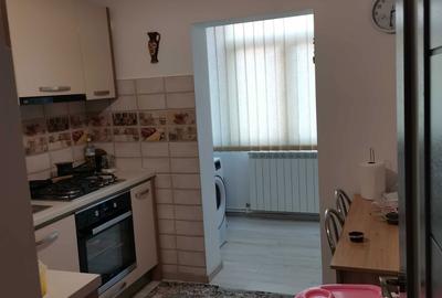 Apartament cu 3 camere decomandat în Obcini - 1