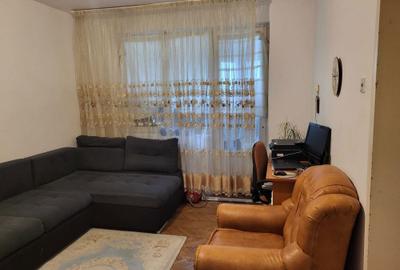 Apartament cu 2 camere semidecomandat în Crevedia - 4