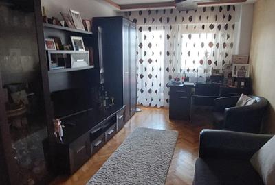 Apartament 2 camere decomandat - Tomis I - 123.500 euro negociabil(Cod E6)