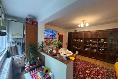 Apartament cu 3 camere semidecomandat, mobilat în Podul de Piatră - 6