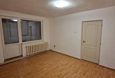 Apartament cu 2 camere semidecomandat în Central - 1