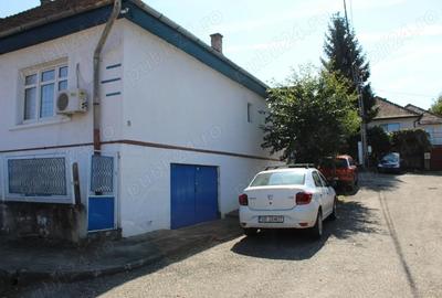 Casă cu 5 camere cu Teren 250 Mp în Vitrometan - 1