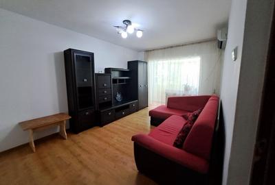 Etaj 1, Micro 8 Targoviste ! Inchiriere apartament 2 camere, zona Polimed - 1