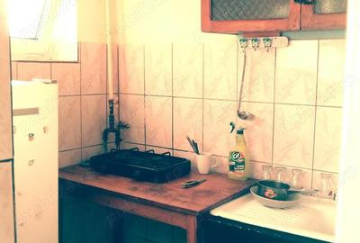 Garsonieră decomandată în Central - 1