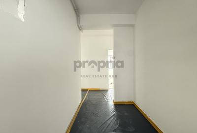 Apartament cu 3 camere decomandat în Tractorul - 17